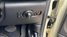 MINI Hatchback 2.0 Cooper S Exclusive 3dr Auto Petrol Hatchback